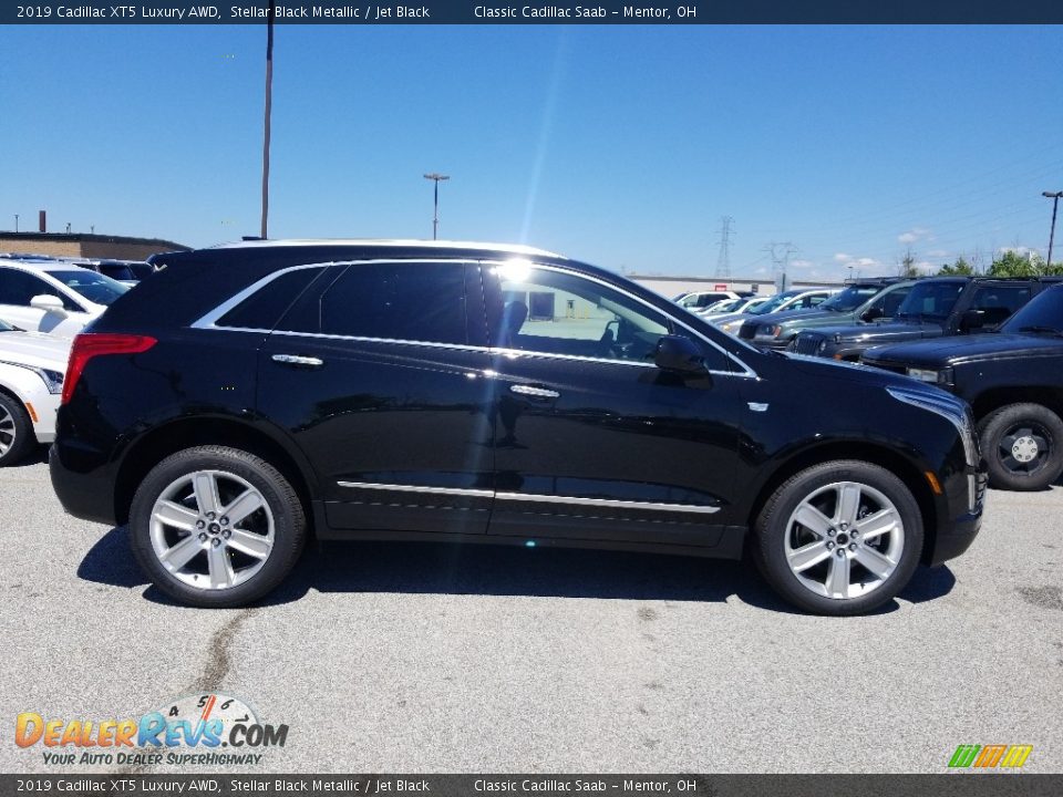 2019 Cadillac XT5 Luxury AWD Stellar Black Metallic / Jet Black Photo #2