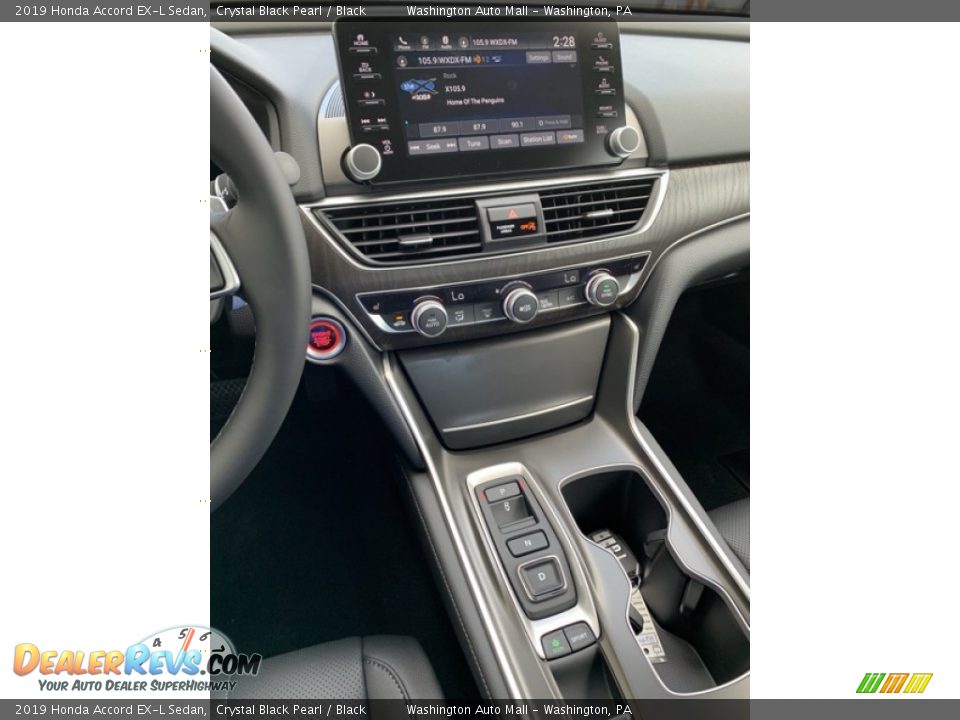 2019 Honda Accord EX-L Sedan Crystal Black Pearl / Black Photo #32