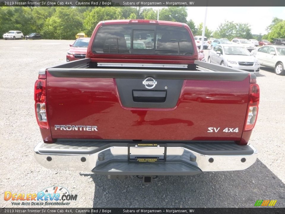 2019 Nissan Frontier SV Crew Cab 4x4 Cayenne Red / Beige Photo #9