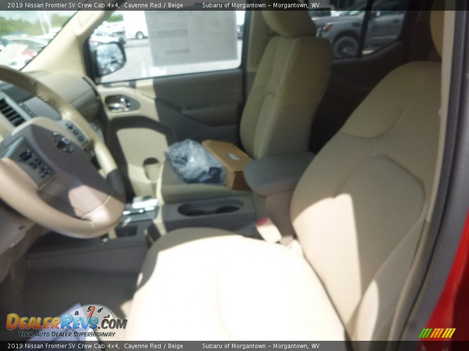 2019 Nissan Frontier SV Crew Cab 4x4 Cayenne Red / Beige Photo #14