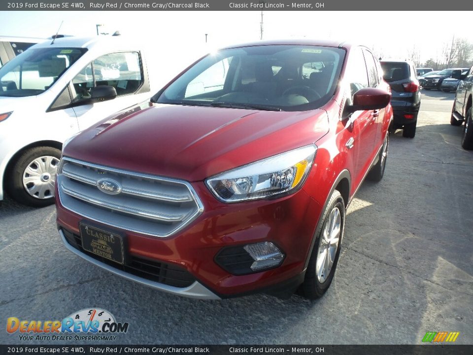 2019 Ford Escape SE 4WD Ruby Red / Chromite Gray/Charcoal Black Photo #1