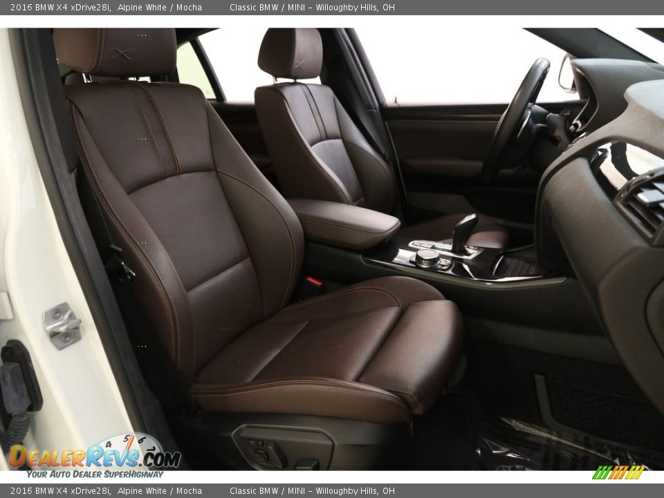 2016 BMW X4 xDrive28i Alpine White / Mocha Photo #17