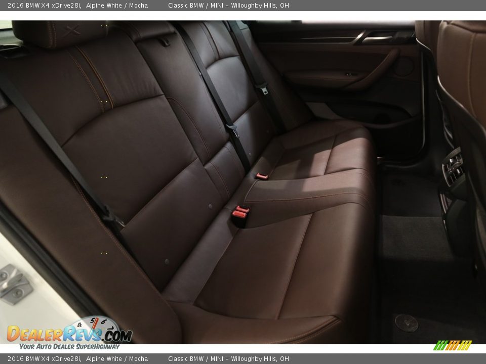 2016 BMW X4 xDrive28i Alpine White / Mocha Photo #18