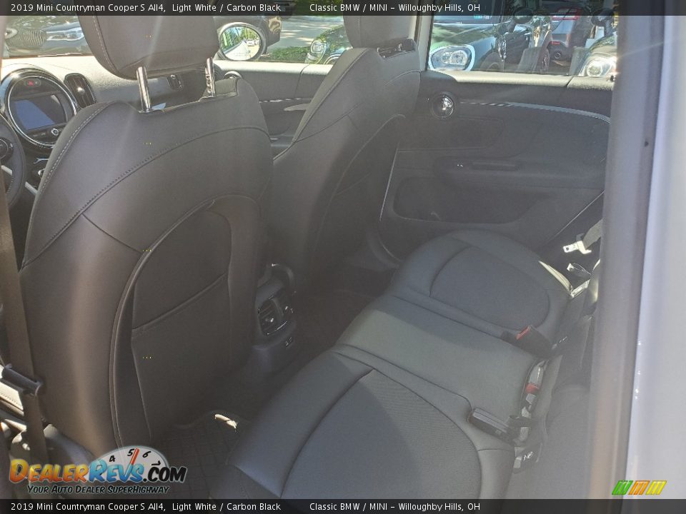 2019 Mini Countryman Cooper S All4 Light White / Carbon Black Photo #6
