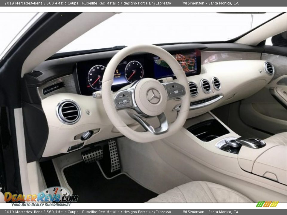 Dashboard of 2019 Mercedes-Benz S 560 4Matic Coupe Photo #4