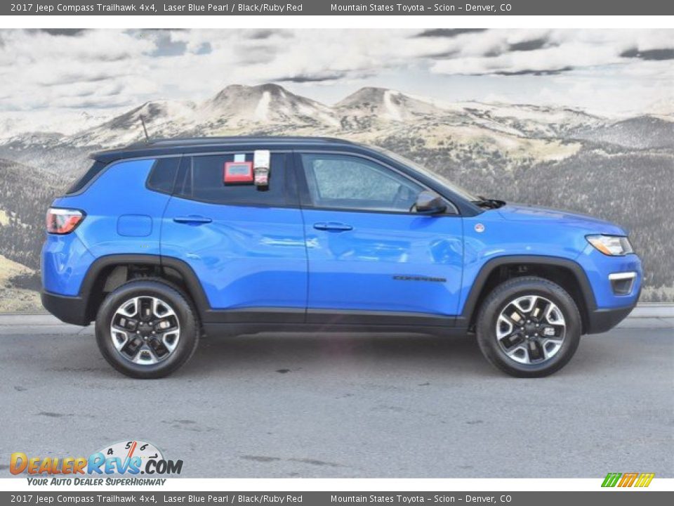 2017 Jeep Compass Trailhawk 4x4 Laser Blue Pearl / Black/Ruby Red Photo #2