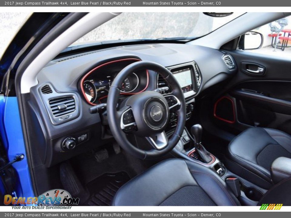 2017 Jeep Compass Trailhawk 4x4 Laser Blue Pearl / Black/Ruby Red Photo #10