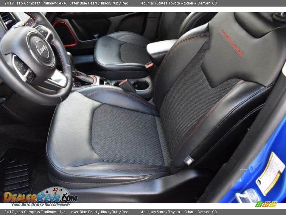 2017 Jeep Compass Trailhawk 4x4 Laser Blue Pearl / Black/Ruby Red Photo #11