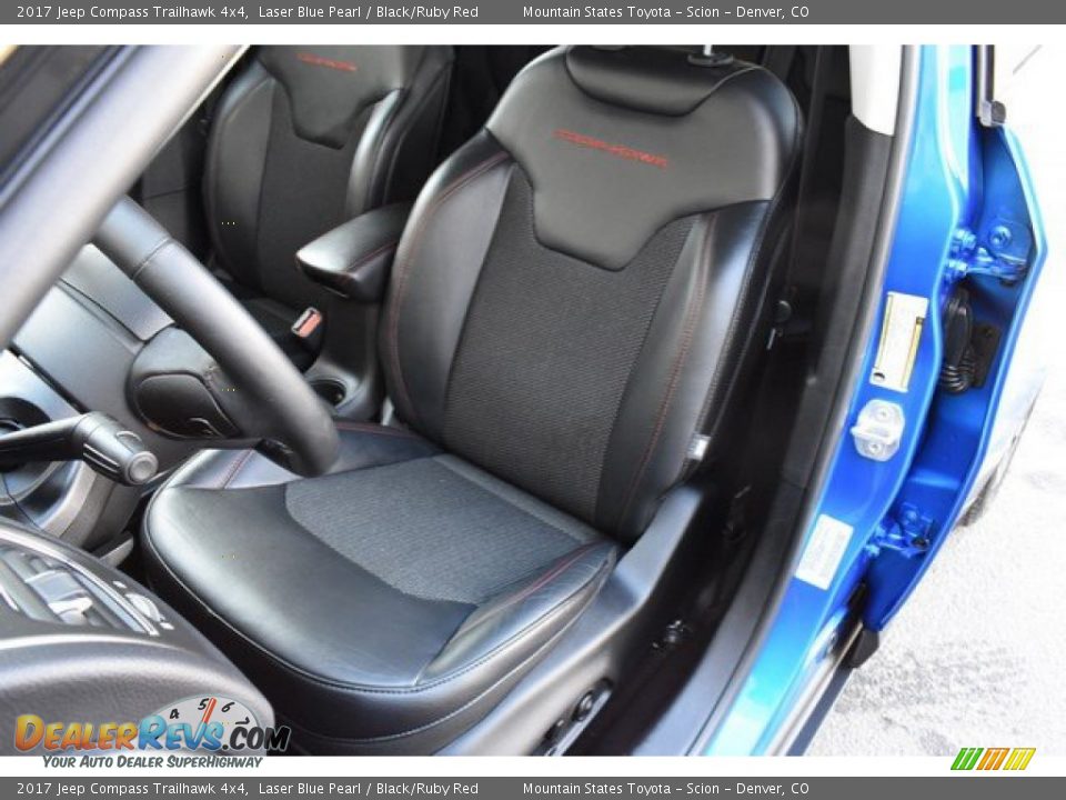 2017 Jeep Compass Trailhawk 4x4 Laser Blue Pearl / Black/Ruby Red Photo #12