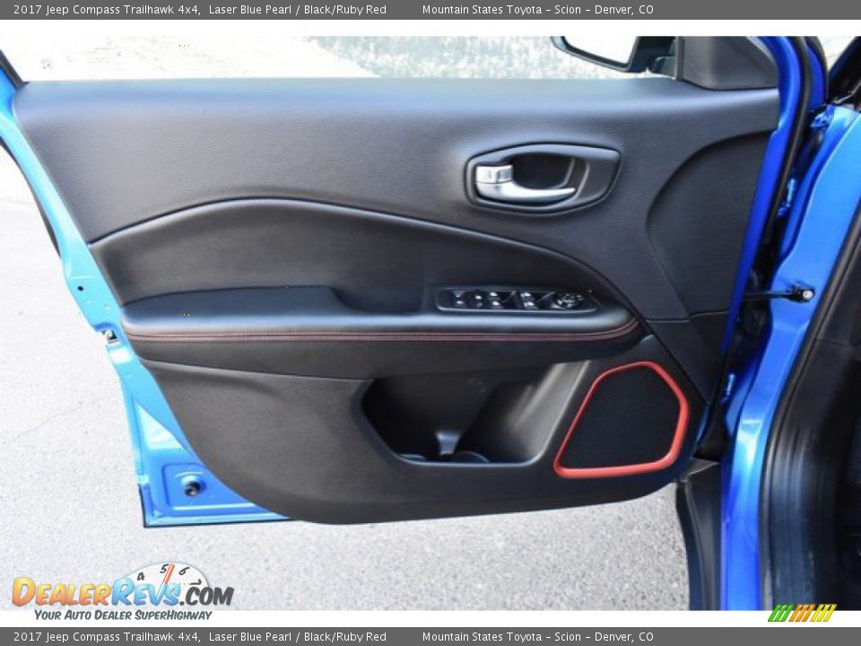 2017 Jeep Compass Trailhawk 4x4 Laser Blue Pearl / Black/Ruby Red Photo #25