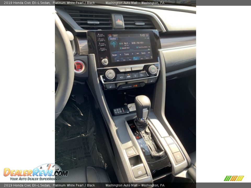 2019 Honda Civic EX-L Sedan Platinum White Pearl / Black Photo #31
