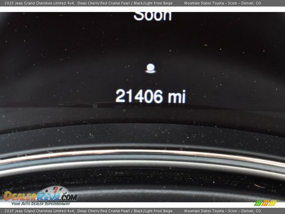 2015 Jeep Grand Cherokee Limited 4x4 Deep Cherry Red Crystal Pearl / Black/Light Frost Beige Photo #30