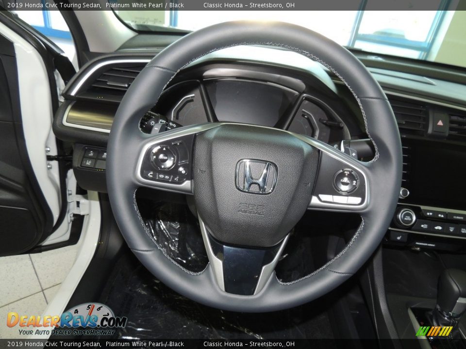 2019 Honda Civic Touring Sedan Platinum White Pearl / Black Photo #14