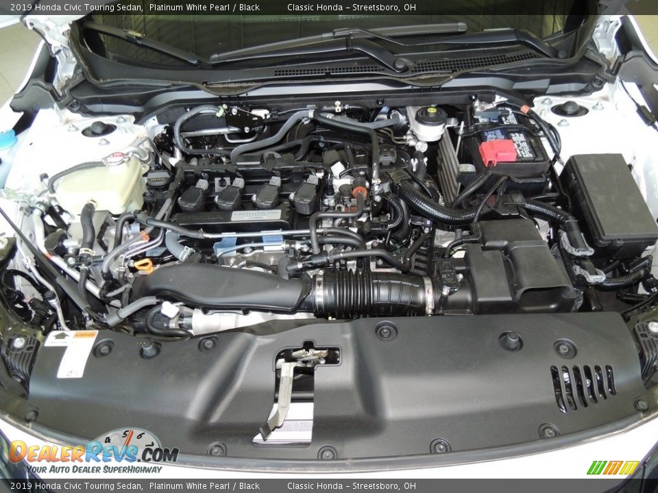2019 Honda Civic Touring Sedan Platinum White Pearl / Black Photo #23