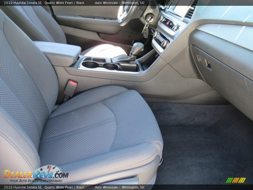 2019 Hyundai Sonata SE Quartz White Pearl / Black Photo #12