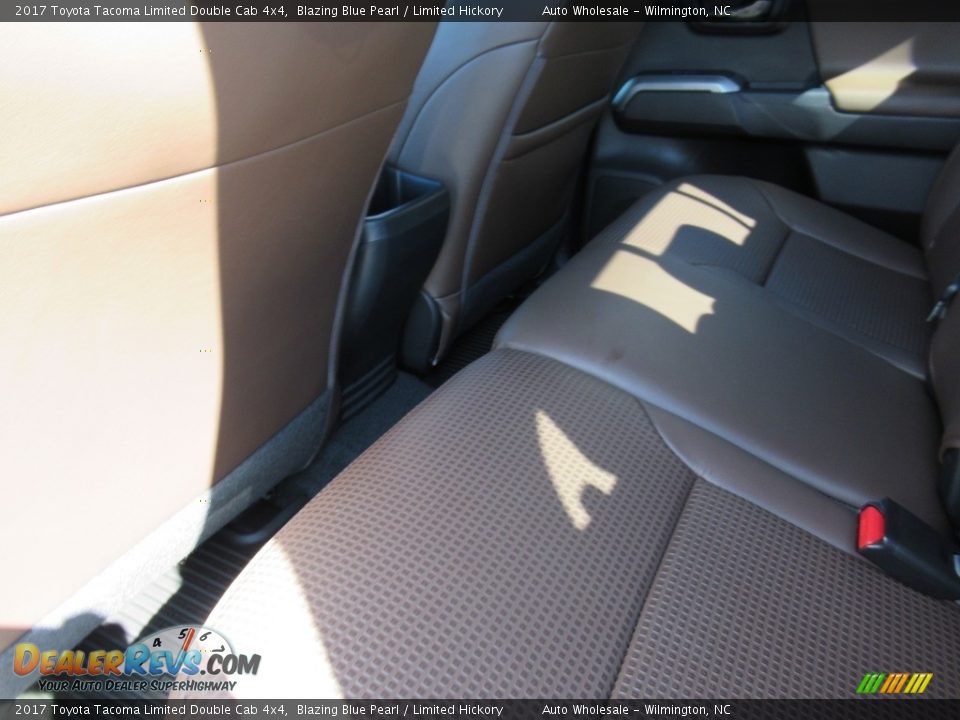 2017 Toyota Tacoma Limited Double Cab 4x4 Blazing Blue Pearl / Limited Hickory Photo #10