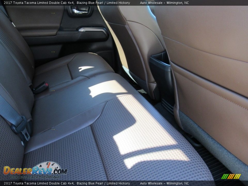 2017 Toyota Tacoma Limited Double Cab 4x4 Blazing Blue Pearl / Limited Hickory Photo #12