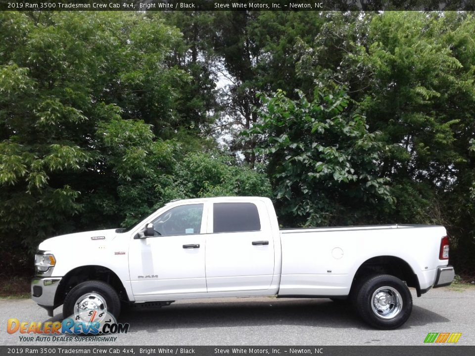 2019 Ram 3500 Tradesman Crew Cab 4x4 Bright White / Black Photo #1