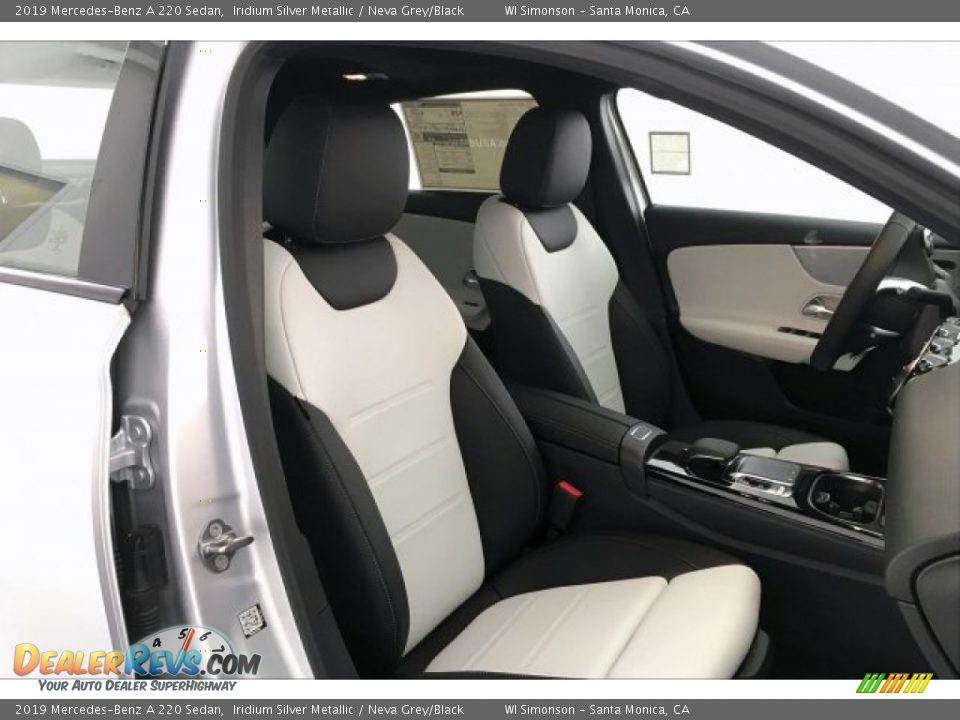 2019 Mercedes-Benz A 220 Sedan Iridium Silver Metallic / Neva Grey/Black Photo #5