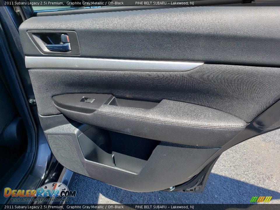 2011 Subaru Legacy 2.5i Premium Graphite Gray Metallic / Off-Black Photo #16