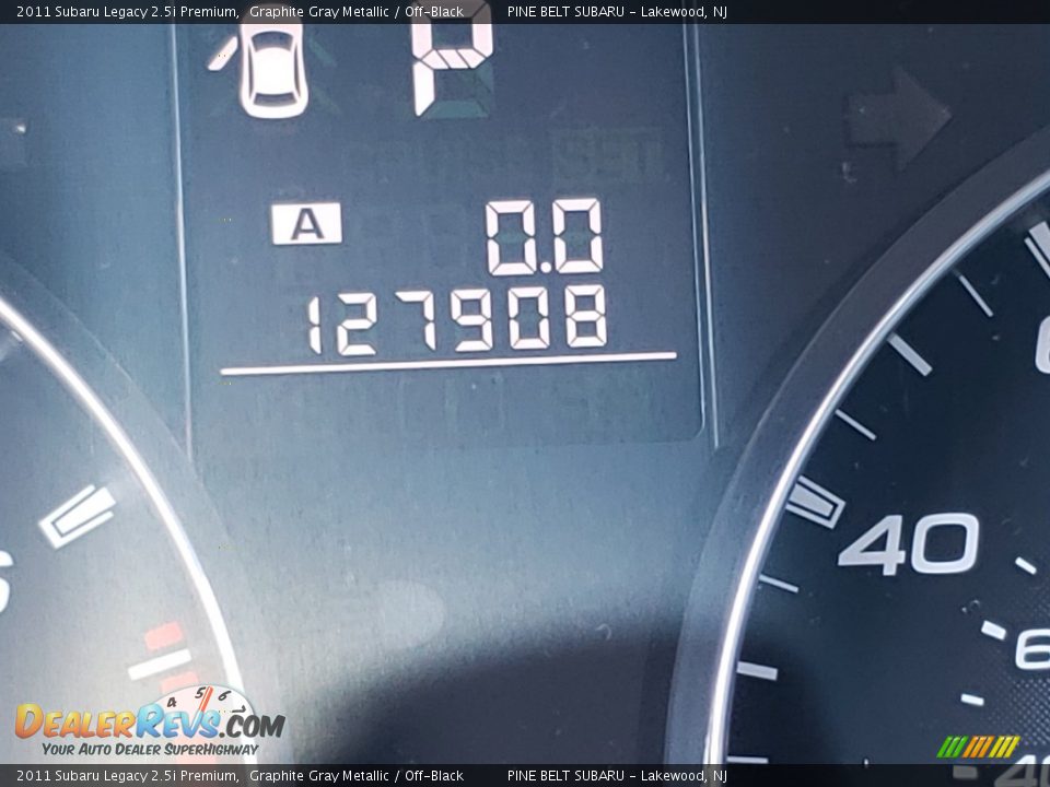 2011 Subaru Legacy 2.5i Premium Graphite Gray Metallic / Off-Black Photo #28