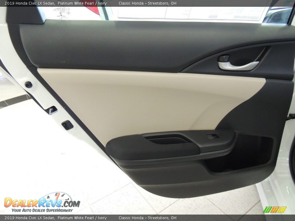 2019 Honda Civic LX Sedan Platinum White Pearl / Ivory Photo #10