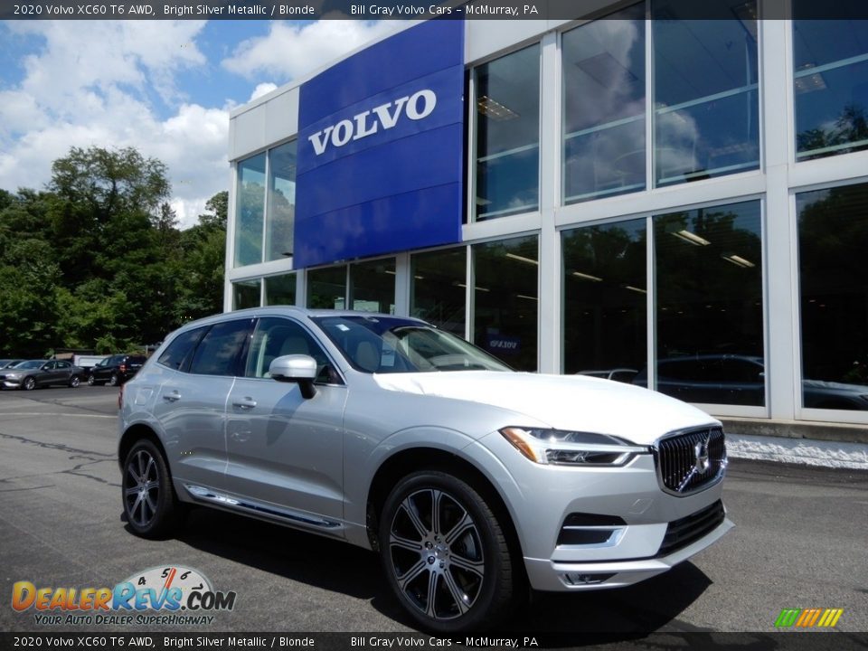 Front 3/4 View of 2020 Volvo XC60 T6 AWD Photo #1