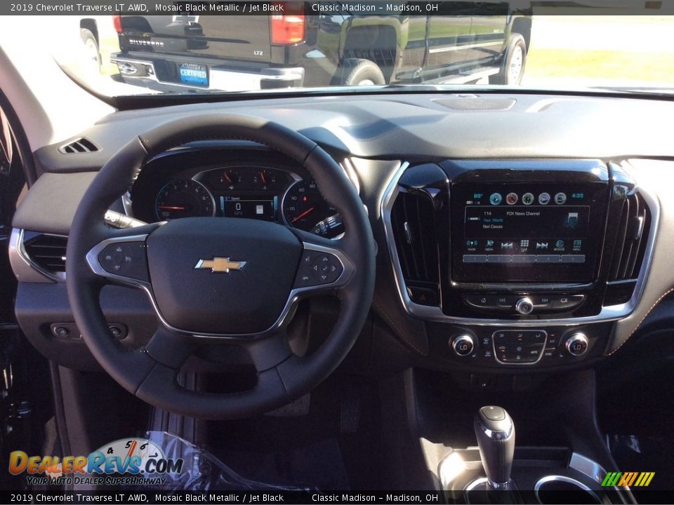 2019 Chevrolet Traverse LT AWD Mosaic Black Metallic / Jet Black Photo #12