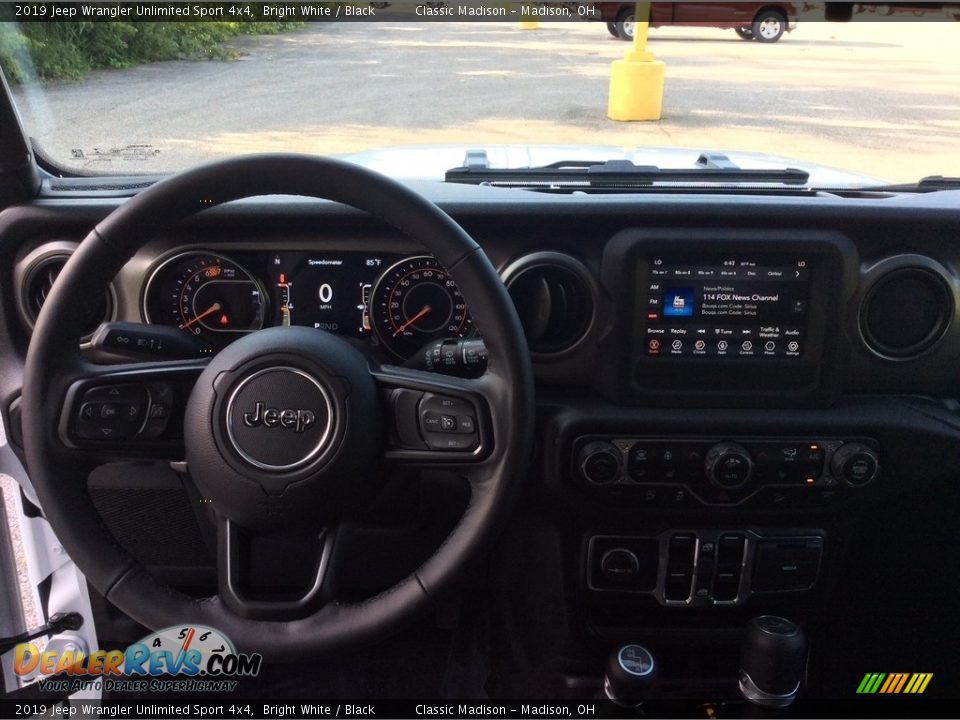 2019 Jeep Wrangler Unlimited Sport 4x4 Bright White / Black Photo #12