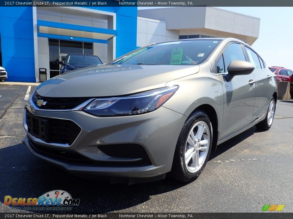 2017 Chevrolet Cruze LT Pepperdust Metallic / Jet Black Photo #2