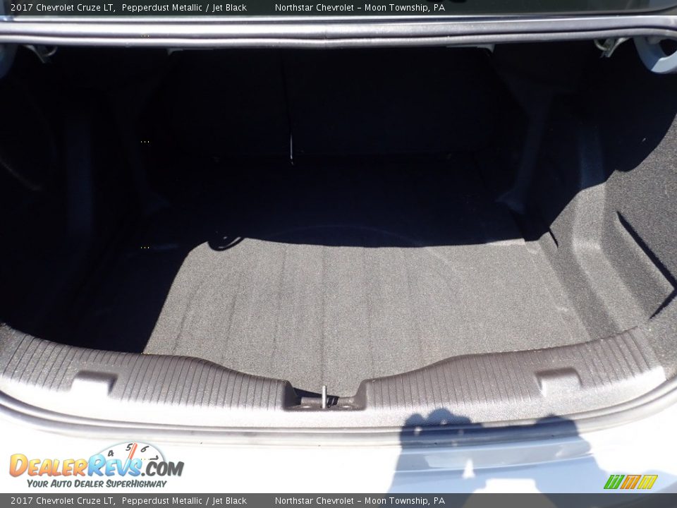 2017 Chevrolet Cruze LT Pepperdust Metallic / Jet Black Photo #7