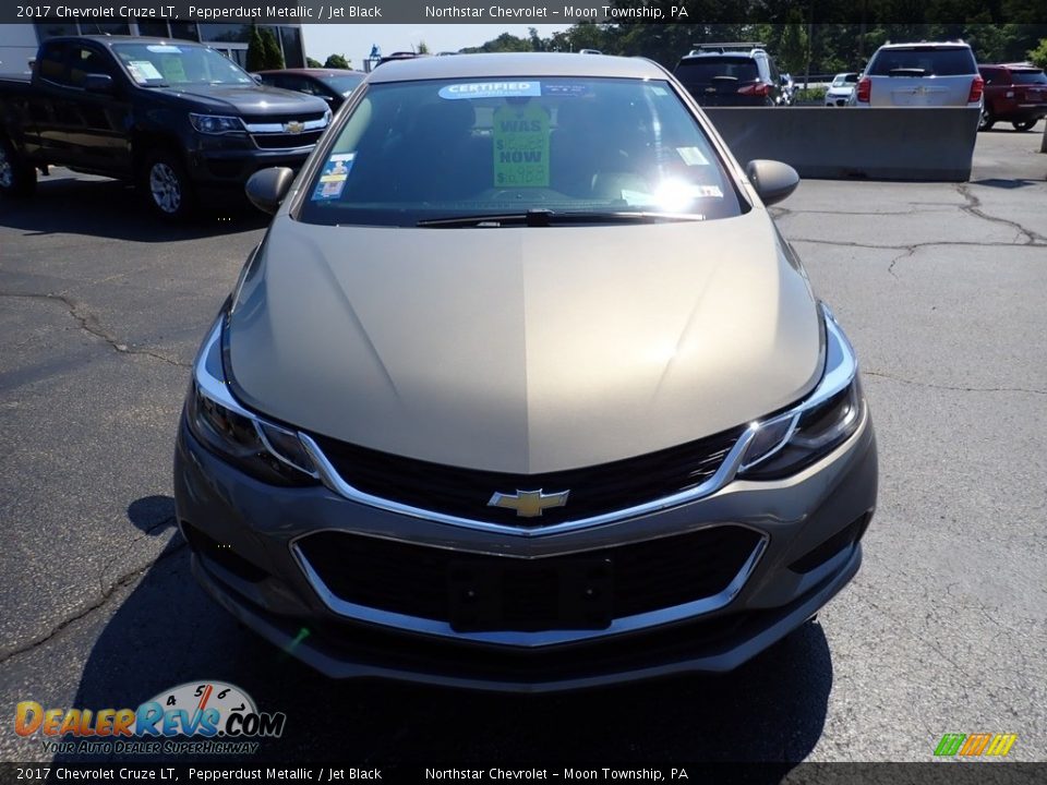 2017 Chevrolet Cruze LT Pepperdust Metallic / Jet Black Photo #13