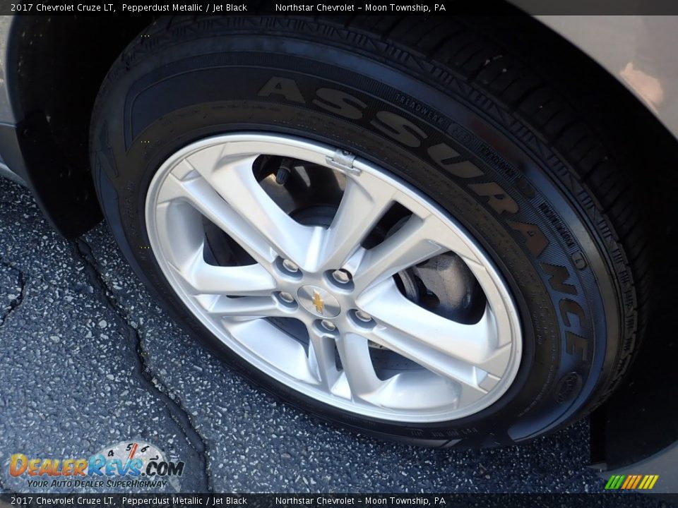 2017 Chevrolet Cruze LT Pepperdust Metallic / Jet Black Photo #14