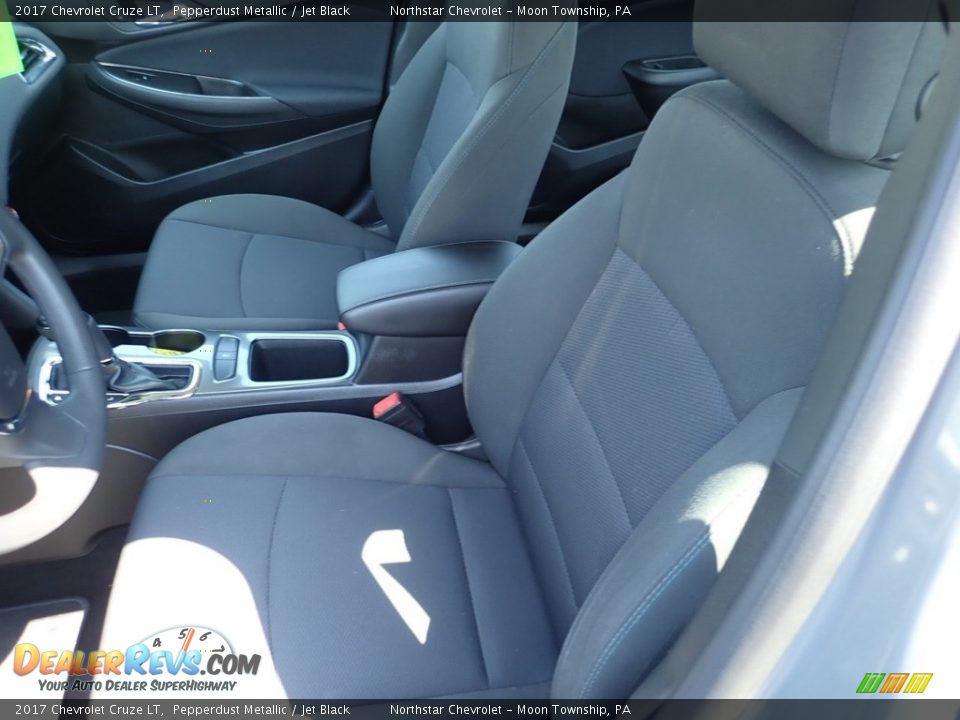 2017 Chevrolet Cruze LT Pepperdust Metallic / Jet Black Photo #20
