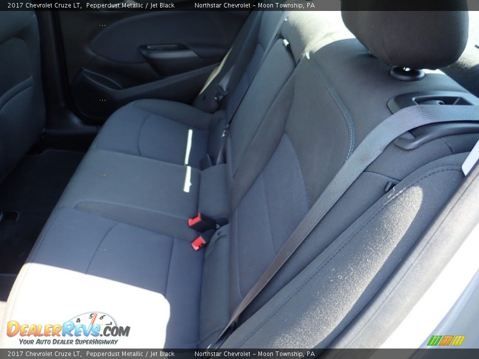 2017 Chevrolet Cruze LT Pepperdust Metallic / Jet Black Photo #21