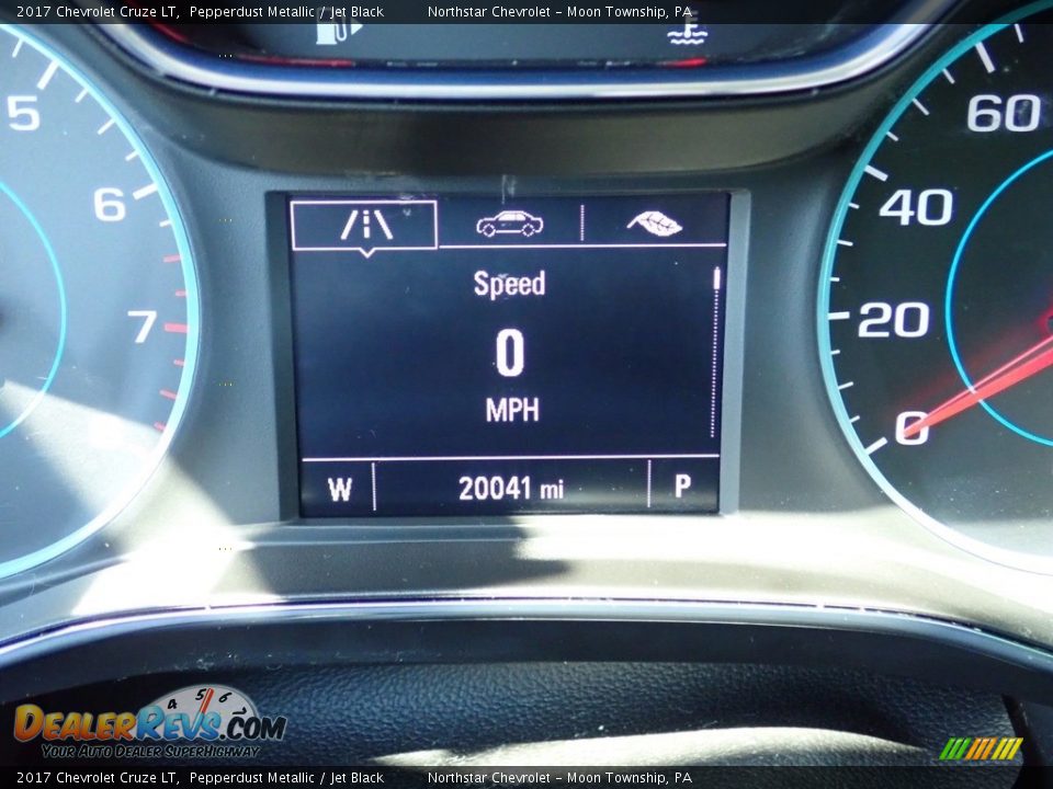 2017 Chevrolet Cruze LT Pepperdust Metallic / Jet Black Photo #29