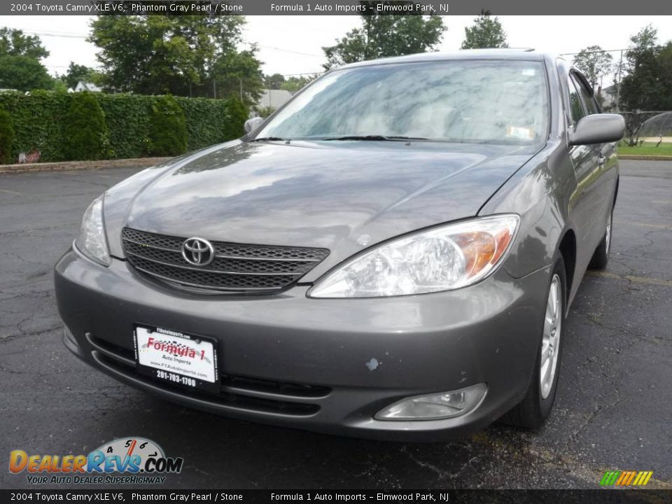 2004 Toyota Camry XLE V6 Phantom Gray Pearl / Stone Photo #13