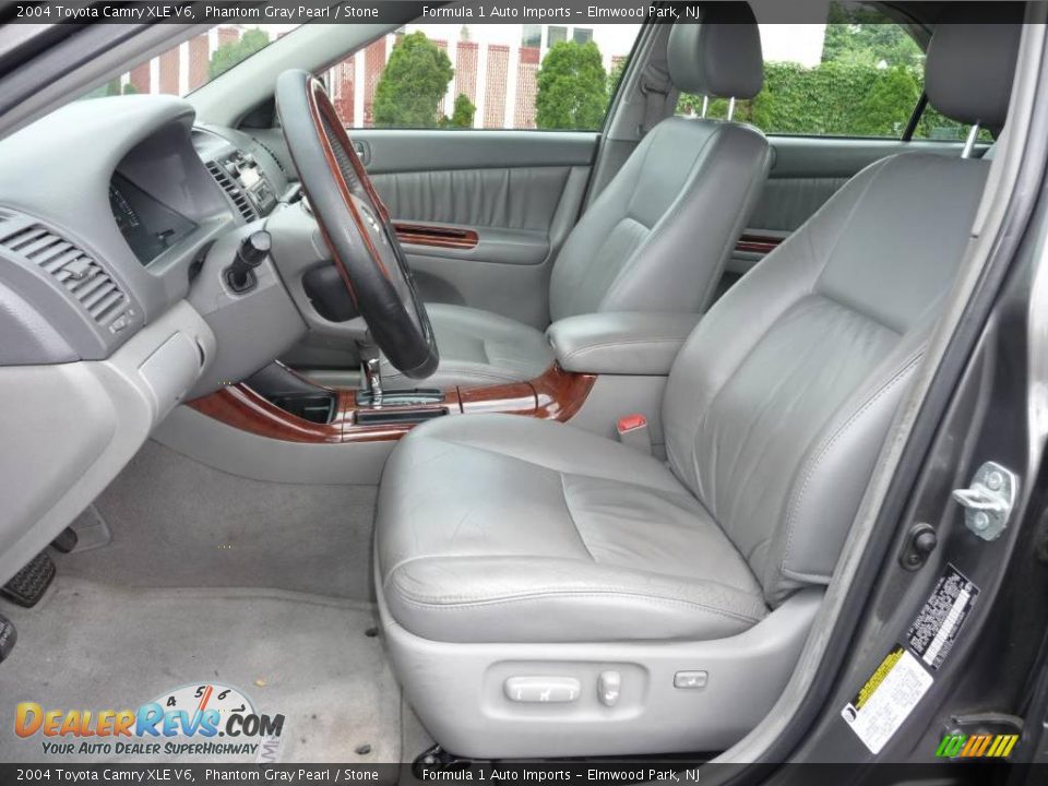 2004 Toyota Camry XLE V6 Phantom Gray Pearl / Stone Photo #18