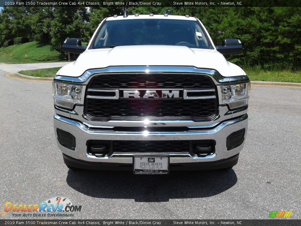 2019 Ram 3500 Tradesman Crew Cab 4x4 Chassis Bright White / Black/Diesel Gray Photo #3