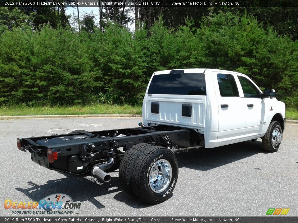 2019 Ram 3500 Tradesman Crew Cab 4x4 Chassis Bright White / Black/Diesel Gray Photo #6