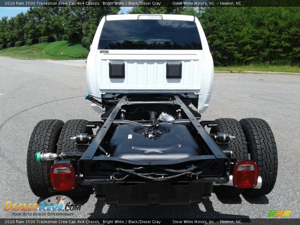 2019 Ram 3500 Tradesman Crew Cab 4x4 Chassis Bright White / Black/Diesel Gray Photo #7