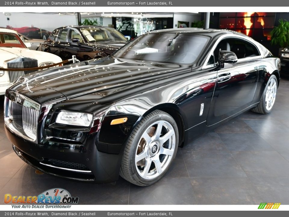 Front 3/4 View of 2014 Rolls-Royce Wraith  Photo #1