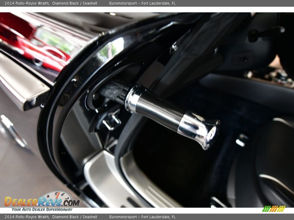 2014 Rolls-Royce Wraith Diamond Black / Seashell Photo #17