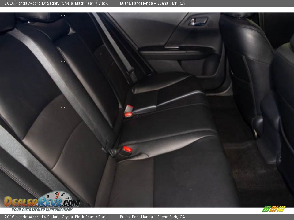 2016 Honda Accord LX Sedan Crystal Black Pearl / Black Photo #20