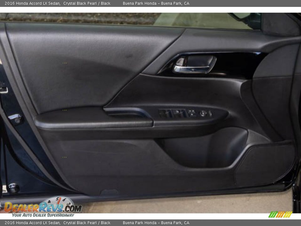 2016 Honda Accord LX Sedan Crystal Black Pearl / Black Photo #26