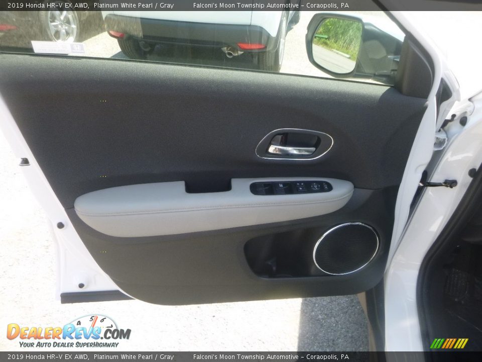 2019 Honda HR-V EX AWD Platinum White Pearl / Gray Photo #11