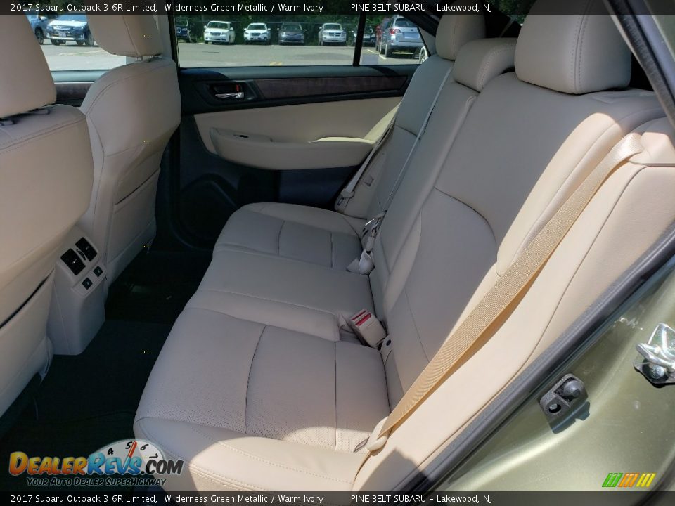 2017 Subaru Outback 3.6R Limited Wilderness Green Metallic / Warm Ivory Photo #3