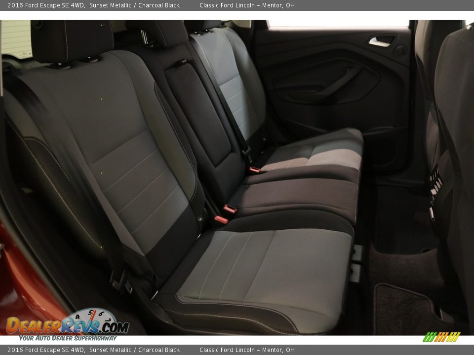 2016 Ford Escape SE 4WD Sunset Metallic / Charcoal Black Photo #16