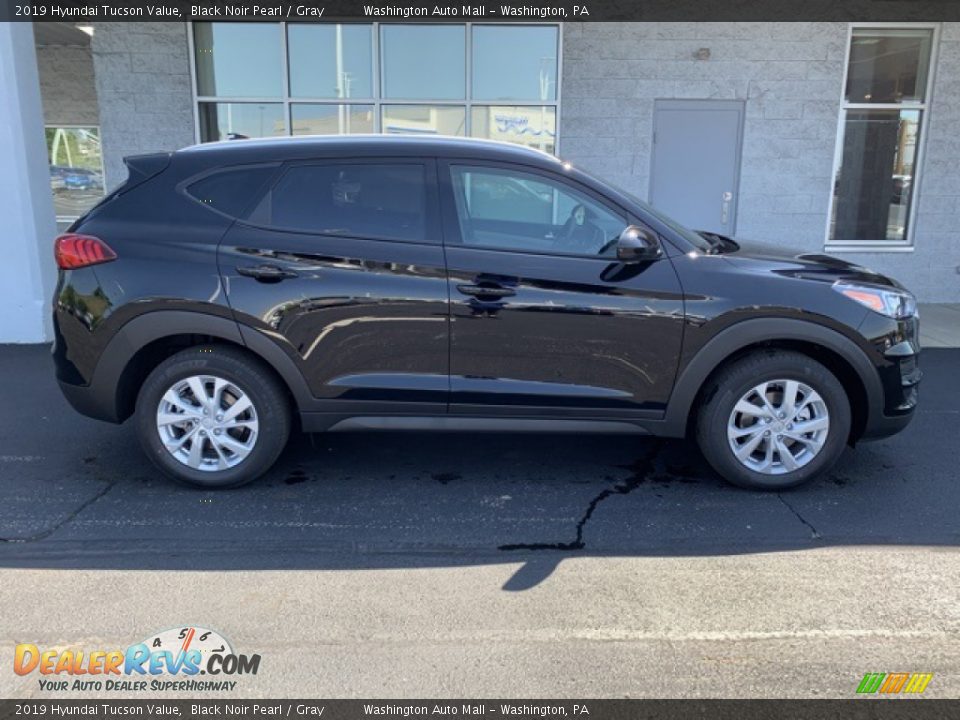 2019 Hyundai Tucson Value Black Noir Pearl / Gray Photo #3