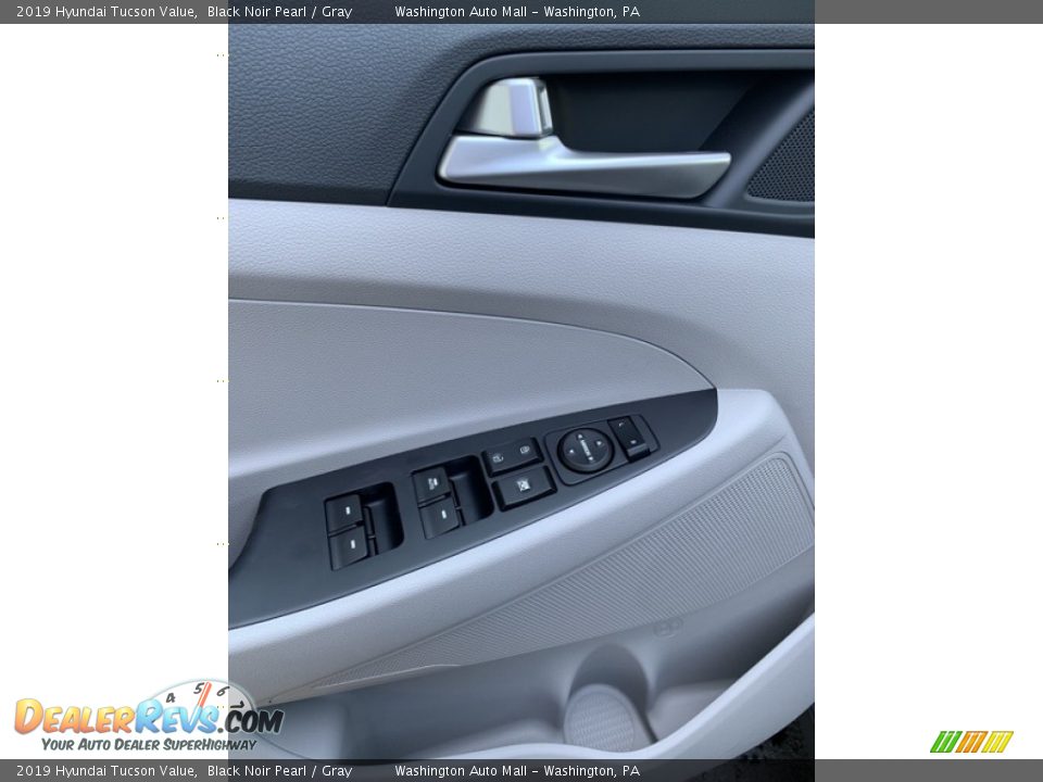 2019 Hyundai Tucson Value Black Noir Pearl / Gray Photo #12